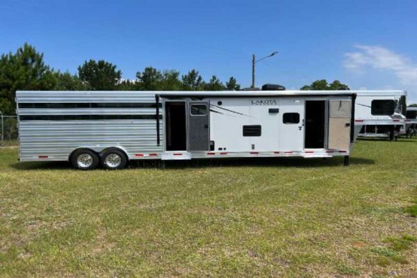 2024 Lakota Charger LE81413SR Stock Trailer with 13′ Short Wall