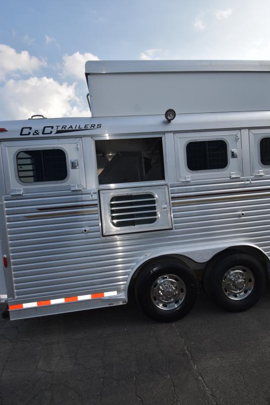 2008 C and C Trailers 4 Horse Bumper Horse Trailer