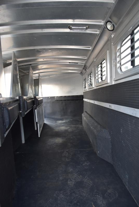 2008 C and C Trailers 4 Horse Bumper Horse Trailer