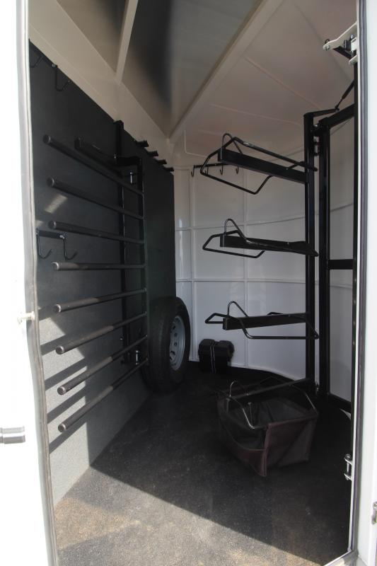 2019 Trails West Manufacturing Classic II 4 Horse Trailer