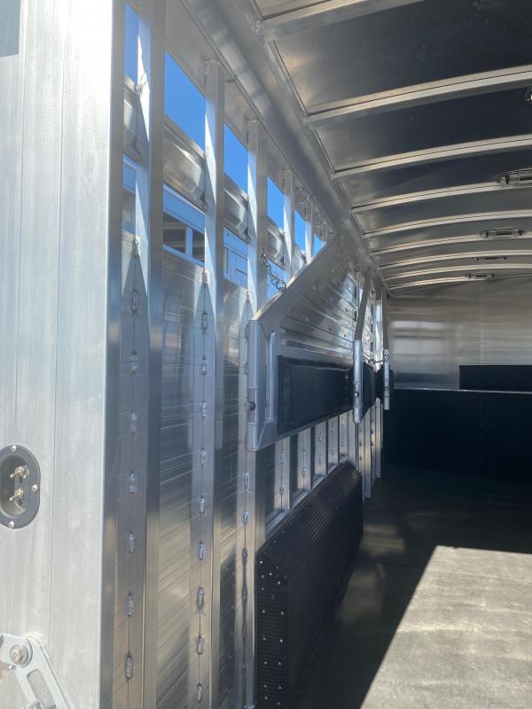 2021 Elite Trailers Slant Load 5 Horse Slant Load