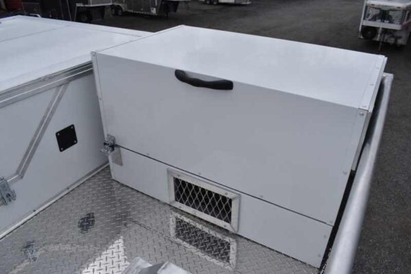 2021 Lakota BigHorn 8519TBB 5 Horse Trailer with 19′ Short Wall