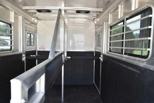 2018 Lakota 2HBPST 2 Horse Trailer
