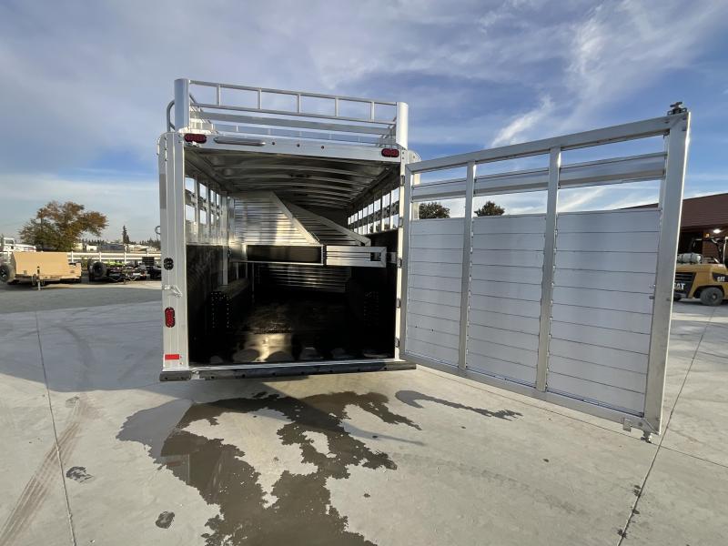 NEW 2024 Elite Trailers 5 Horse Stock Combo BP Horse Trailer
