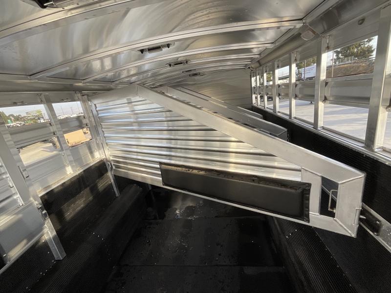 NEW 2024 Elite Trailers 5 Horse Stock Combo BP Horse Trailer