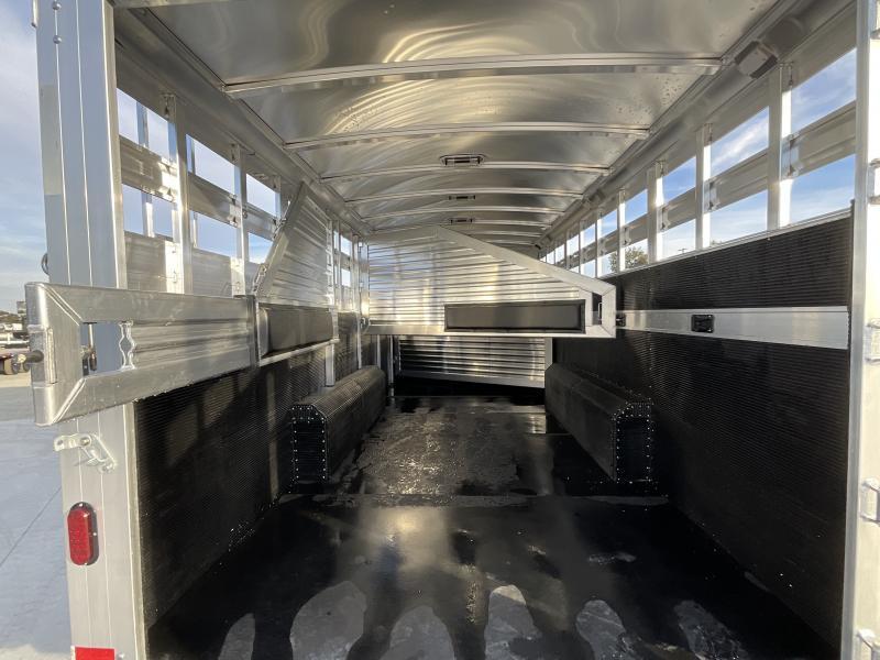 NEW 2024 Elite Trailers 5 Horse Stock Combo BP Horse Trailer